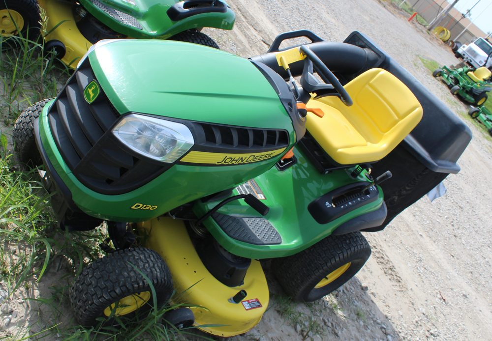 John Deere D130 Riding Mower - T.H.E. Company