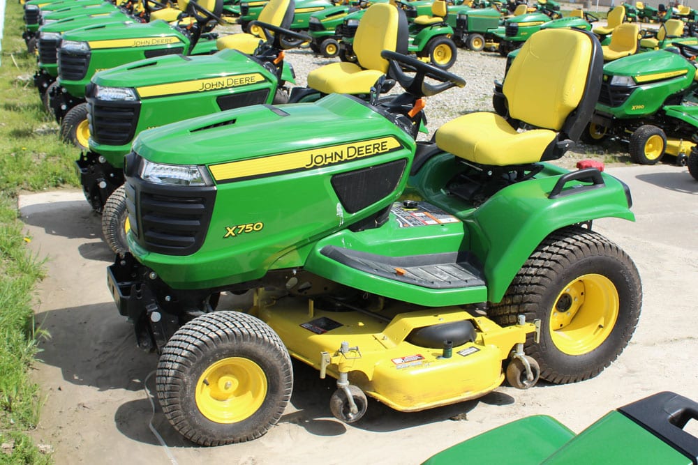 2013 John Deere X750 Riding Mower - T.H.E. Company