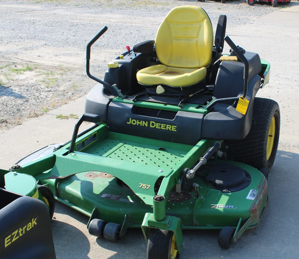 John Deere Z757 Zero Turn - T.H.E. Company