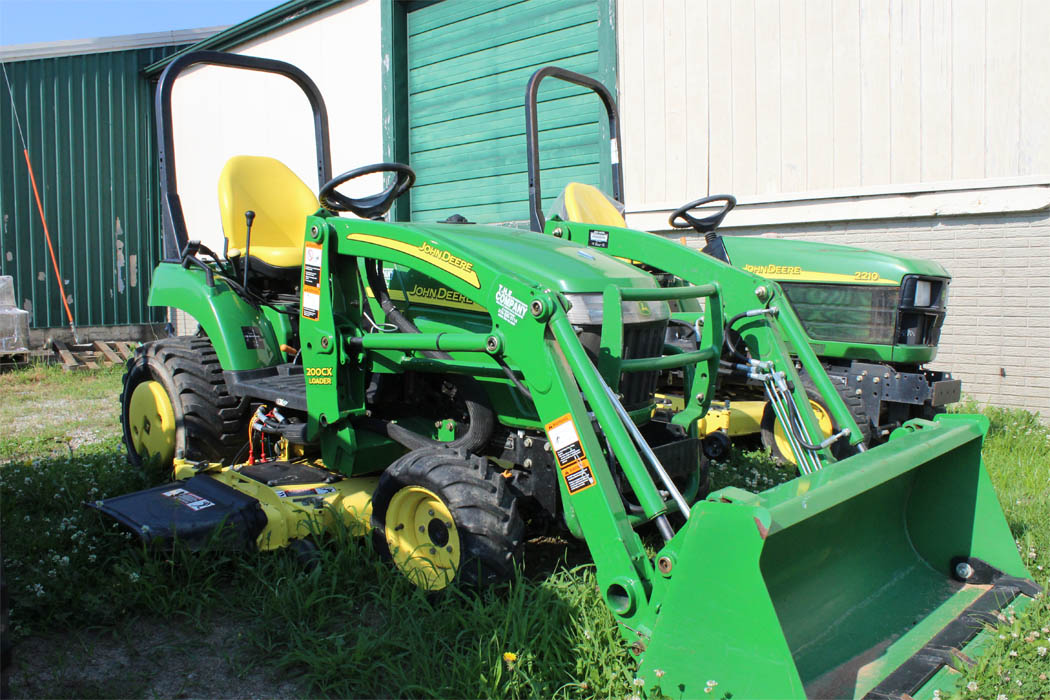 2006 John Deere 2305 Compact Tractor - T.H.E. Company