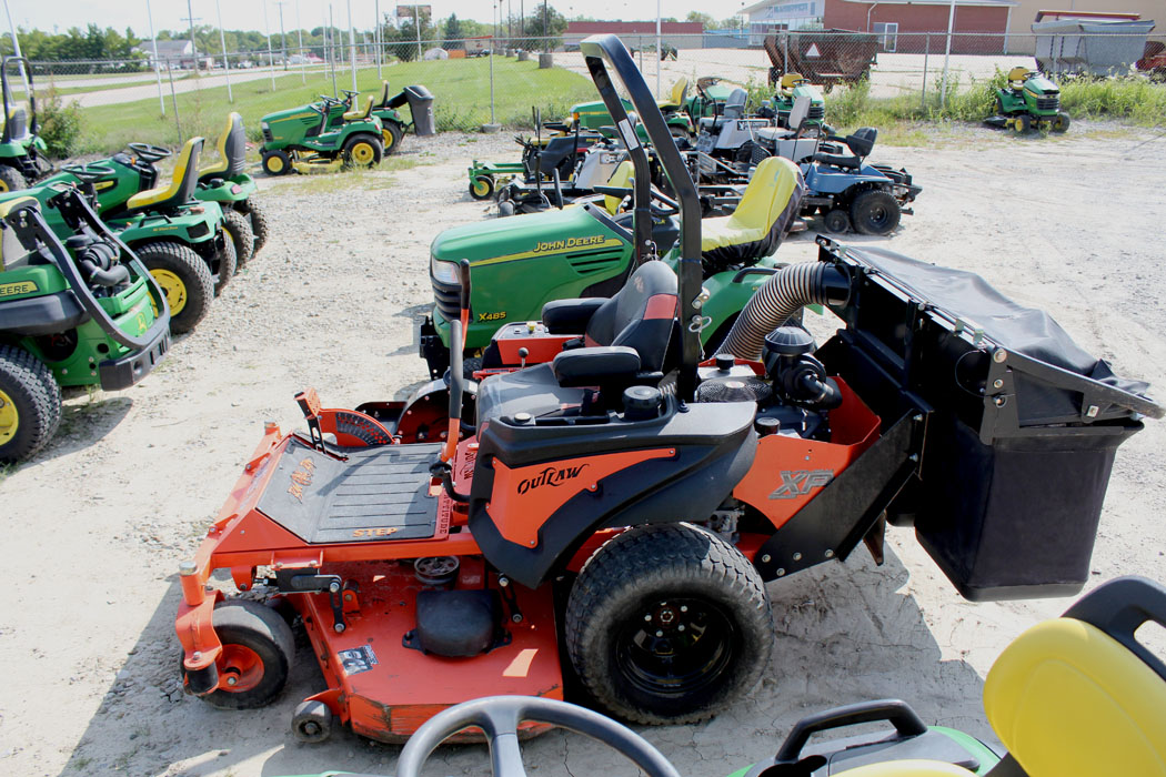 2015 Bad Boy Outlaw XP Zero Turn Mower - T.H.E. Company