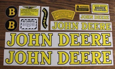 JD G DECAL-STYLED